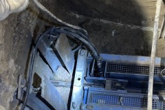 Pull rig set in pit